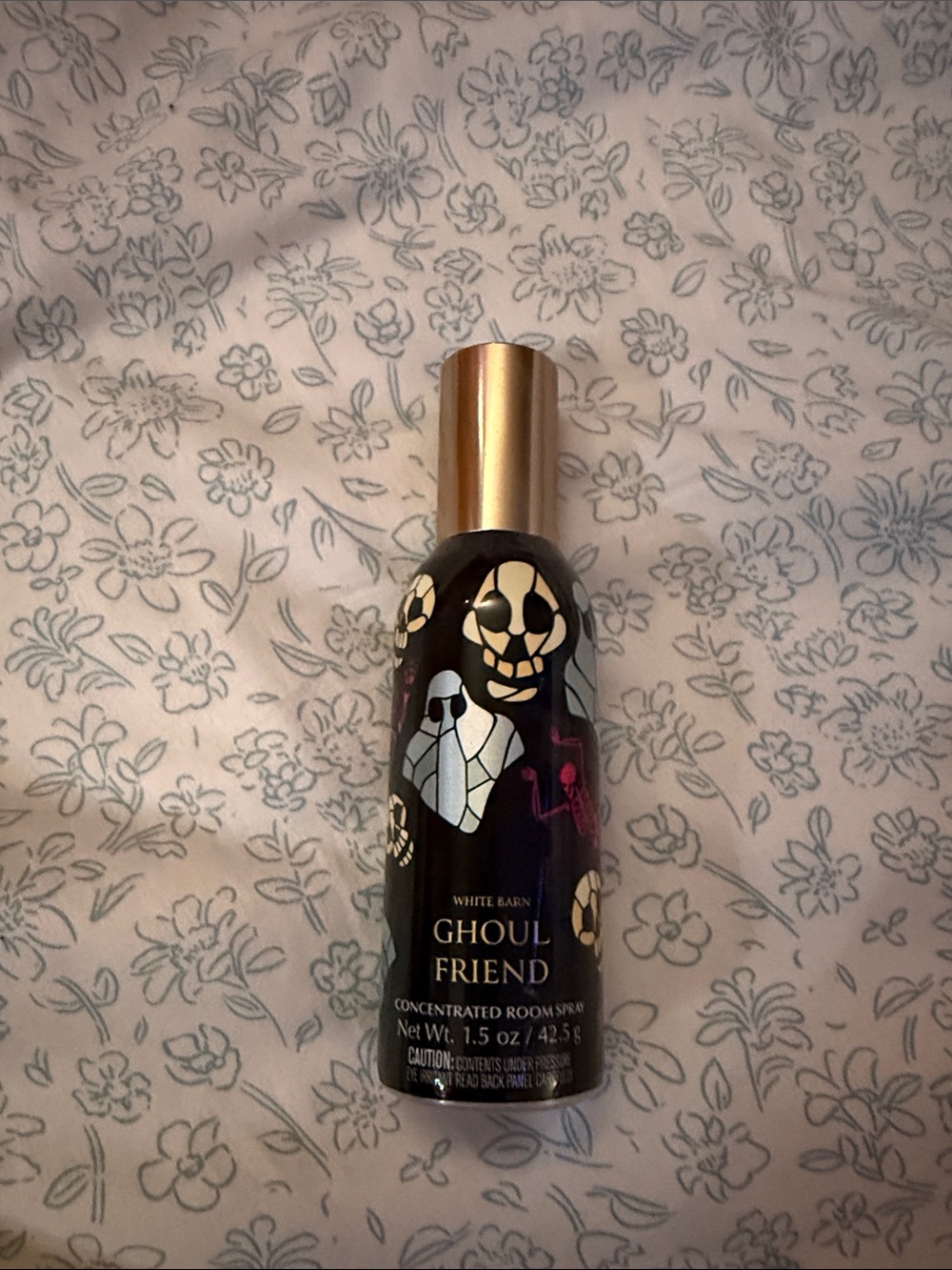 White Barn Black & Gold Ghoul Friend Spray